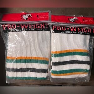 Pearsox Pro-Weight Ice Hockey Knit Sox - Green Gold Stripe Set of 2 Youth 22-24”